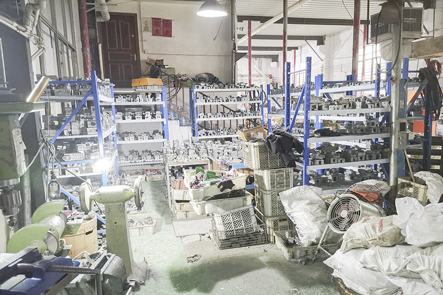 精工車間領(lǐng)先的研磨工具